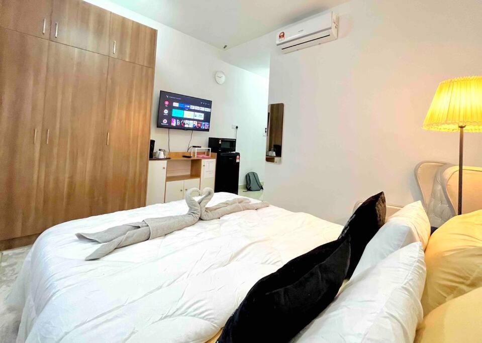 Alanis Studio Suite {Shortstay} Sepang Ngoại thất bức ảnh